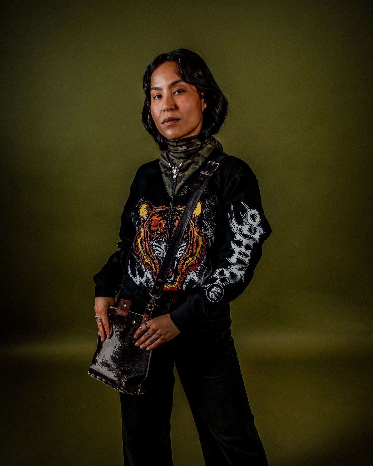 LONG-SLEEVE (BLK)