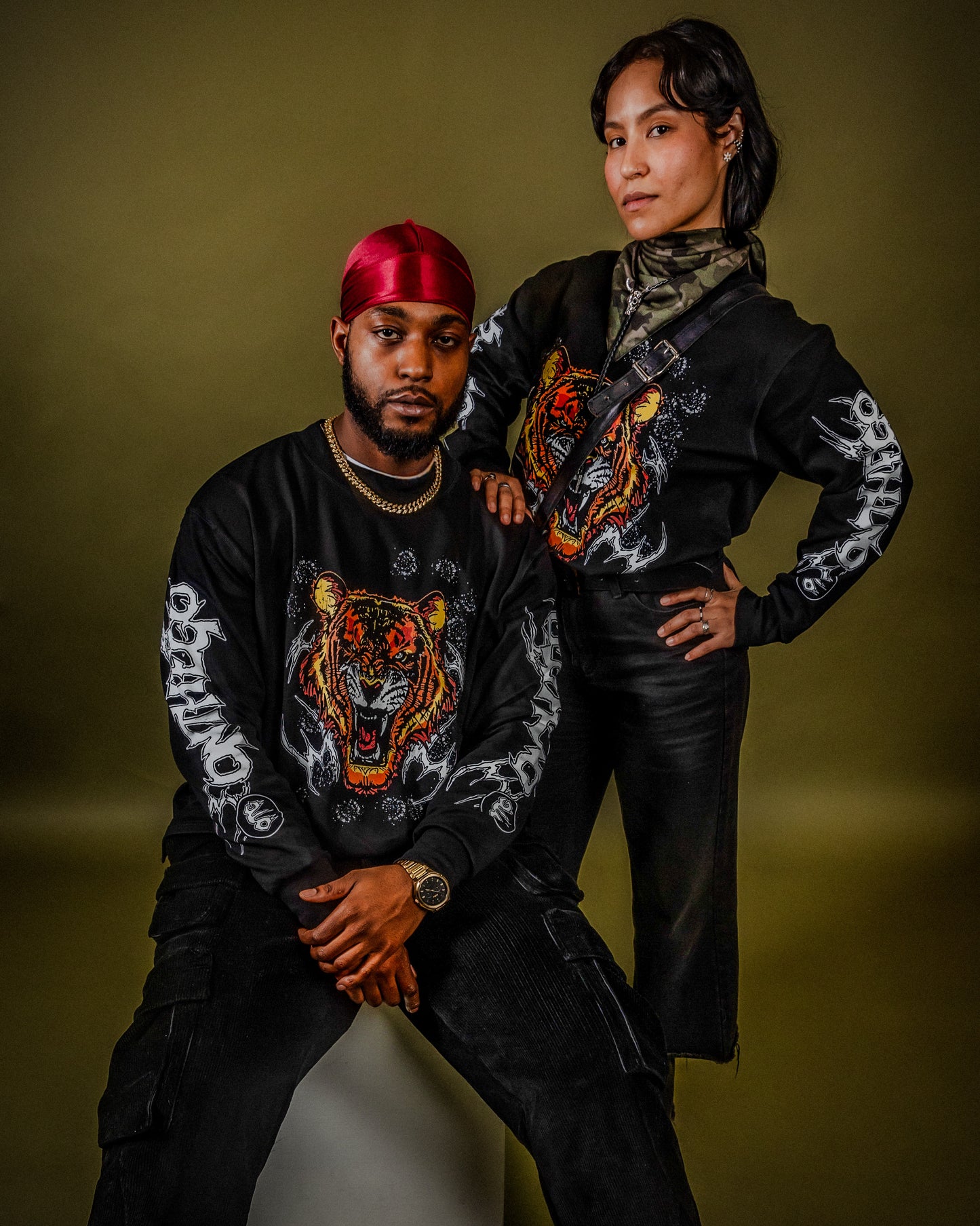 LONG-SLEEVE (BLK)