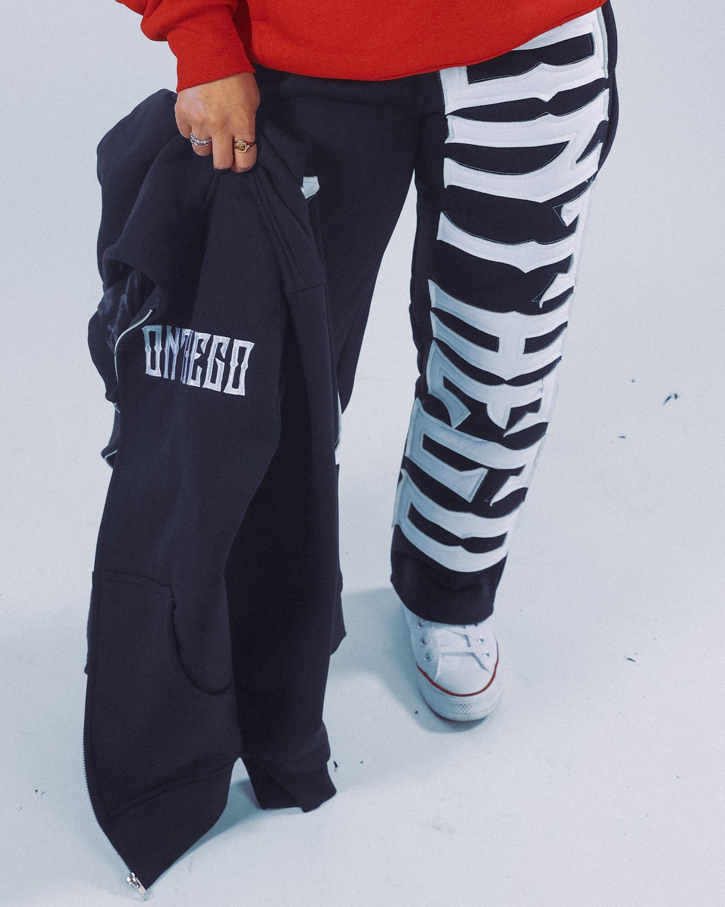 BAGGY SWEATPANTS (BLK)